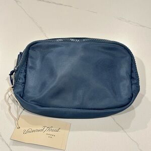 Universal Thread Blue Pouch belt bag